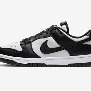 Nike Dunk Low
Women's Shoes (Panda) Used 
8.5